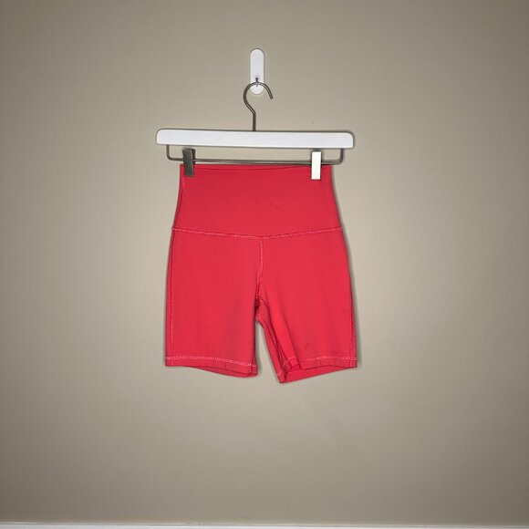 lululemon Align™ High-Rise Short 6" - Picture 2 of 3